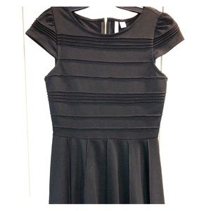 Cap sleeve dress